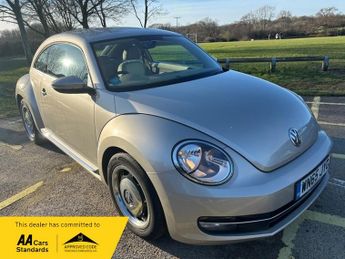 Volkswagen Beetle DESIGN TSI BLUEMOTION TECHNOLOGY DSG