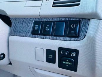 Toyota Estima Hybird 2009 E-Four X Edition Petrol Auto