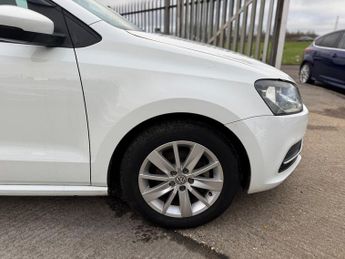 Volkswagen Polo 1.2 tsi turbo automatic
