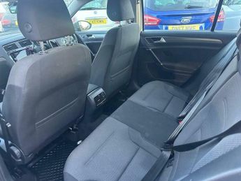 Volkswagen Golf 35.8kWh e-Golf Auto 5dr