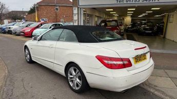 Mercedes E Class E200 CGI BLUEEFFICIENCY SE