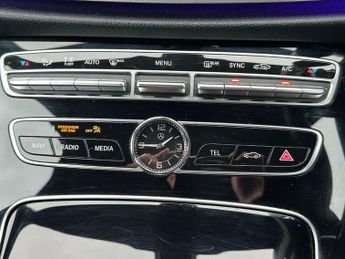 Mercedes E Class E 220 D AMG LINE