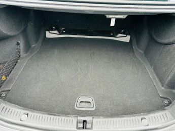 Mercedes E Class E 220 D AMG LINE