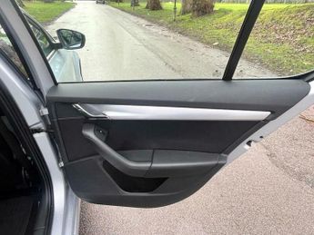 Skoda Octavia 2.0 TDI Elegance Euro 5 (s/s) 5dr