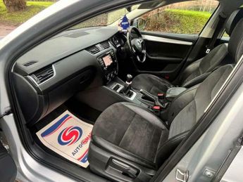 Skoda Octavia 2.0 TDI Elegance Euro 5 (s/s) 5dr