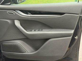 Maserati Levante 3.0 V6 Modena ZF 4WD Euro 6 (s/s) 5dr