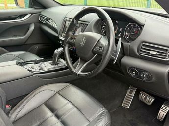 Maserati Levante 3.0 V6 Modena ZF 4WD Euro 6 (s/s) 5dr