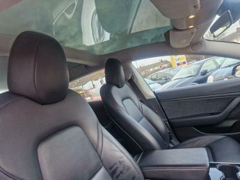 Tesla Model 3 (Dual Motor) Long Range Auto 4WDE 4dr