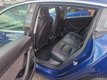 Tesla Model 3 (Dual Motor) Long Range Auto 4WDE 4dr