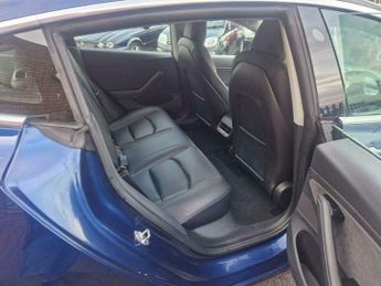 Tesla Model 3 (Dual Motor) Long Range Auto 4WDE 4dr