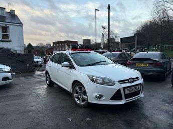 Ford Focus 1.6 Zetec Navigator Powershift Euro 5 5dr