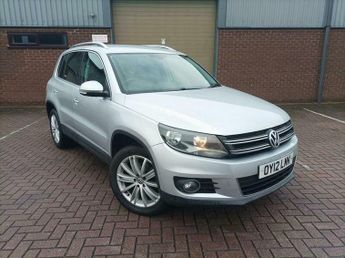 Volkswagen Tiguan 2.0 TDI Sport 4WD Euro 5 5dr