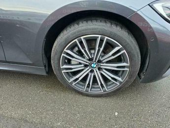 BMW 3 SERIES 2.0 330e 12kWh M Sport Auto Euro 6 (s/s) 4dr