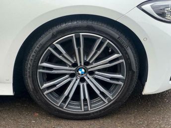 BMW 3 SERIES 2.0 320i M Sport Auto Euro 6 (s/s) 4dr