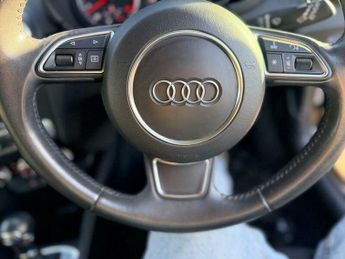 Audi A1 1.4 TFSI Sportback S Tronic Euro 6(s/s)5