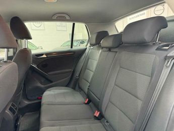 Volkswagen Golf MATCH TSI DSG