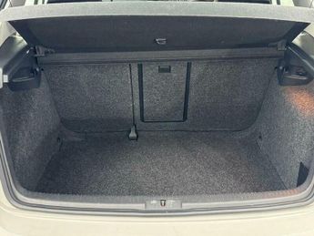 Volkswagen Golf MATCH TSI DSG