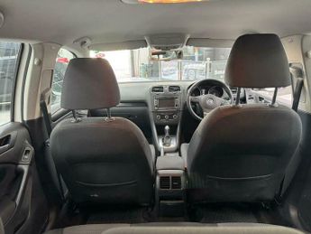 Volkswagen Golf MATCH TSI DSG