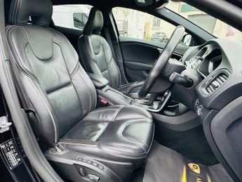 Volvo V40 D2 R-DESIGN EDITION