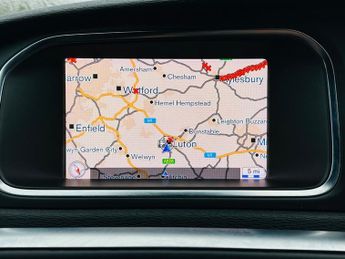 Volvo V40 D2 R-DESIGN EDITION