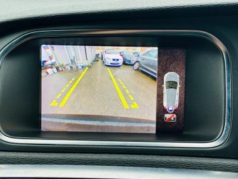 Volvo V40 D2 R-DESIGN EDITION