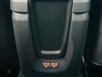 Volvo V40 D2 R-DESIGN EDITION