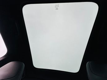 Volvo V40 D2 R-DESIGN EDITION