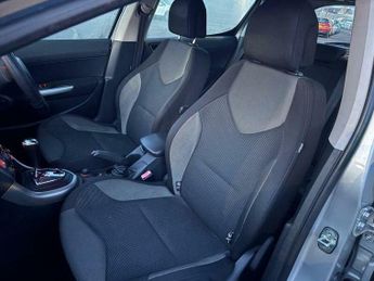 Peugeot 308 1.6 THP SE 5dr