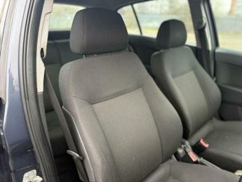 Vauxhall Astra 1.8i 16v Life 5dr