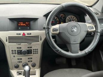 Vauxhall Astra 1.8i 16v Life 5dr