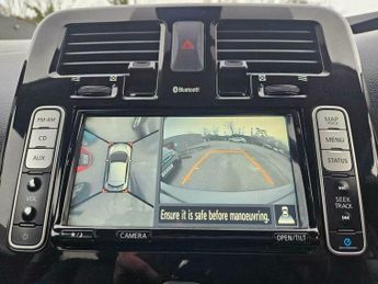 Nissan Leaf 24kWh Tekna Auto 5dr
