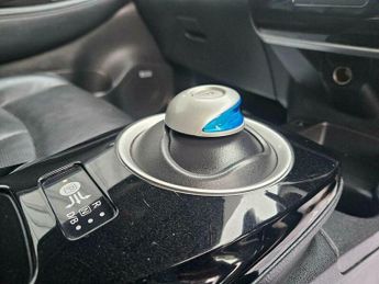 Nissan Leaf 24kWh Tekna Auto 5dr