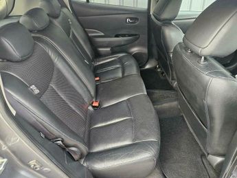 Nissan Leaf 24kWh Tekna Auto 5dr