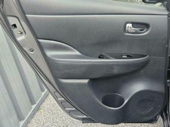 Nissan Leaf 24kWh Tekna Auto 5dr