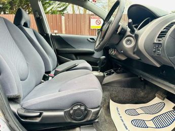 Honda Jazz 1.4 i-DSI SE CVT-7 5dr