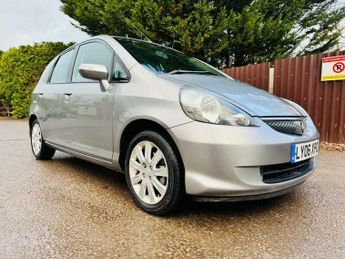 Honda Jazz 1.4 i-DSI SE CVT-7 5dr