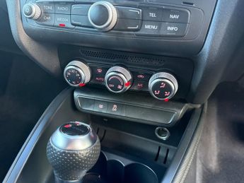 Audi A1 1.4 TFSI S line S Tronic Euro 5 3dr 122BHP