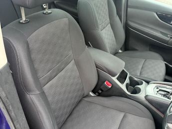 Nissan Qashqai 1.2 DIG-T N-Connecta XTRON 2WD Euro 6 5dr 113BHP