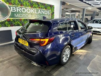 Toyota Corolla ICON [SAT NAV, HEATED SEATS & REVERSE CAMERA]
