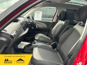 Citroen C4 Picasso £20 TAX // AUTO 1.6 BLUEHDI EXCLUSIVE PLUS ( AUTOMATIC )