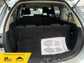 Mitsubishi Outlander DI-D 3