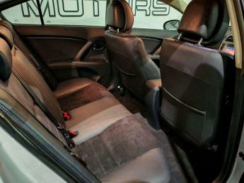 Toyota Avensis 1.8 V-Matic Icon Plus Multidrive S Euro 5 4dr