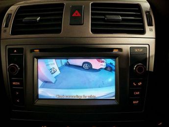 Toyota Avensis 1.8 V-Matic Icon Plus Multidrive S Euro 5 4dr