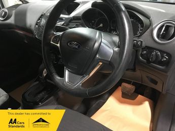 Ford Fiesta 1.6 ZETEC AUTOMATIC ONLY 25425 MILES!!