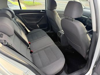 Volkswagen Golf SE TDI (105BHP)