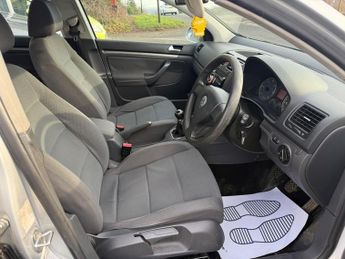 Volkswagen Golf SE TDI (105BHP)