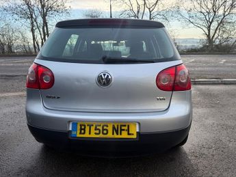 Volkswagen Golf SE TDI (105BHP)