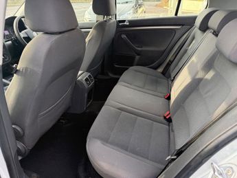 Volkswagen Golf SE TDI (105BHP)