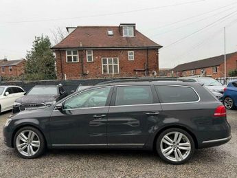 Volkswagen Passat 2.0 TDI BlueMotion Tech Executive Style DSG Euro 5 (s/s) 5dr