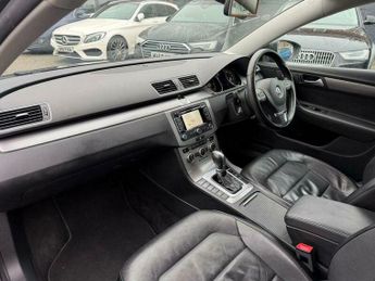Volkswagen Passat 2.0 TDI BlueMotion Tech Executive Style DSG Euro 5 (s/s) 5dr